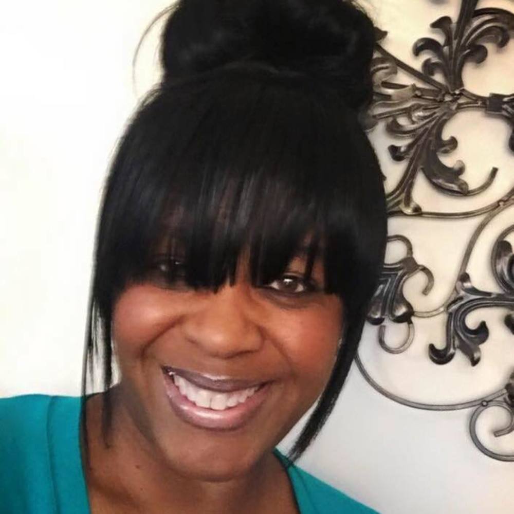 Meet your Posher, Tina